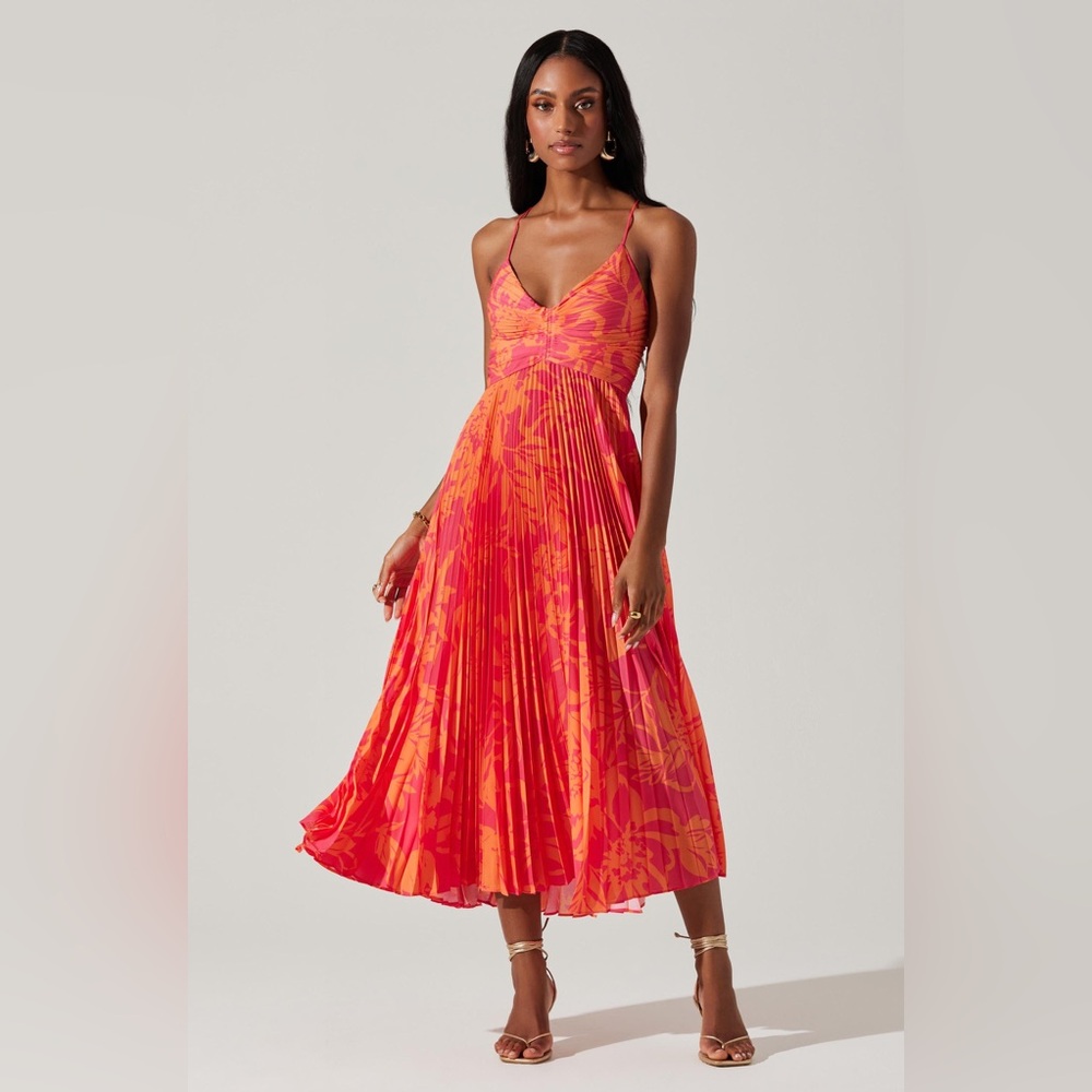 ASTR the Label Blythe Midi Dress